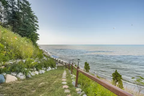 View/Area - 5226 Lakeshore, Deckerville, MI 48427 photo 3 of 14