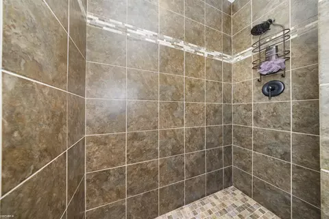Bath - 5226 Lakeshore, Deckerville, MI 48427 photo 2 of 7