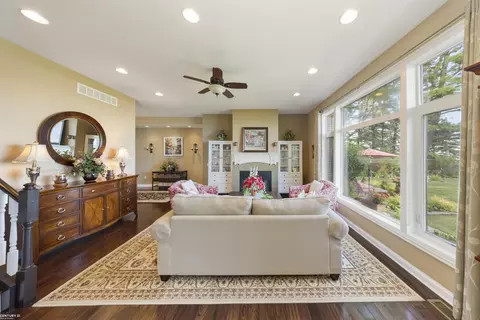 Living - 5226 Lakeshore, Deckerville, MI 48427 photo 3 of 9