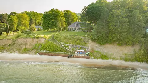 View/Area - 5226 Lakeshore, Deckerville, MI 48427 photo 8 of 14