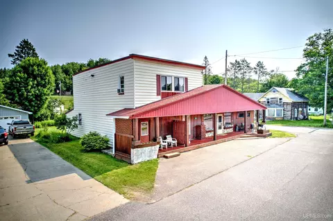 32 Co Rd Ac, Champion, MI 49814