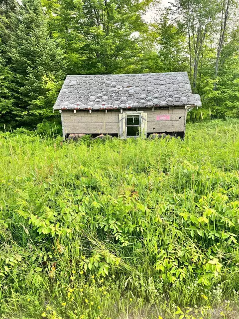 24399 Hillside, Covington, MI 49919 photo 8