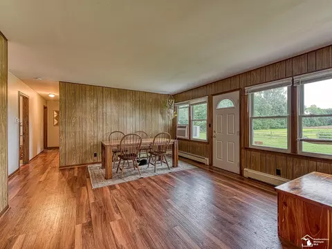 Dining - 13031 S Custer, Dundee, MI 48131 photo 2 of 3