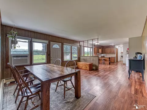 Dining - 13031 S Custer, Dundee, MI 48131 photo 1 of 3