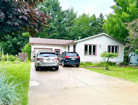 2252 Huron, Marquette, MI 49855