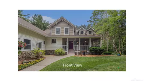 16985 Eagle Lk, Holland, MI 49424