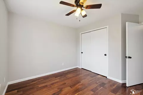 Bedroom - 2187 Willow Bnd, Temperance, MI 48182 photo 5 of 6
