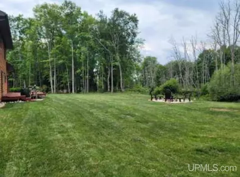 Exterior - 8050 32nd, Rapid River, MI 49878 photo 3 of 4