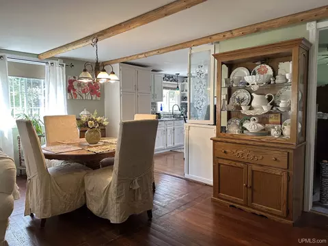 Dining - 3708 K, Bark River, MI 49807 photo 4 of 6