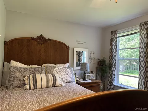 Bedroom - 3708 K, Bark River, MI 49807 photo 6 of 6