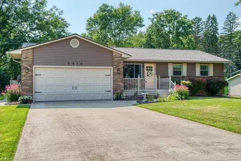 2073 Inglewood, Owosso, MI 48867