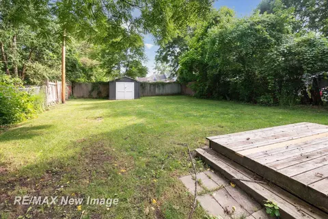 Exterior - 304 E Genesee, Durand, MI 48429 photo 6 of 6