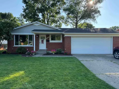 14281 Shadywood, Plymouth, MI 48170