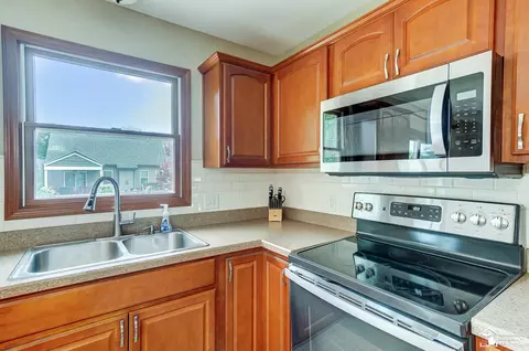 6940 Forest Run, Temperance, MI 48182 photo 15