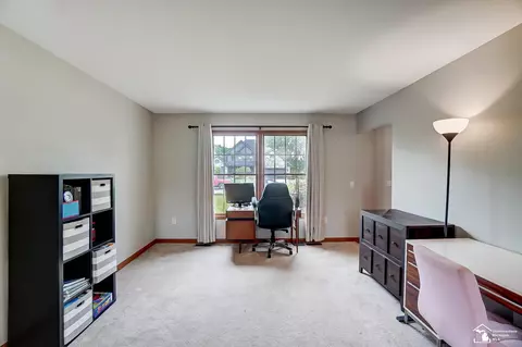 6940 Forest Run, Temperance, MI 48182 photo 18