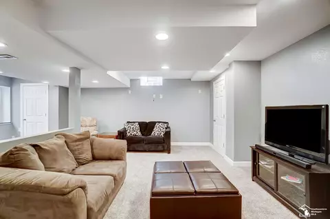 6940 Forest Run, Temperance, MI 48182 photo 36