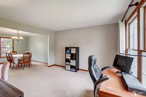 6940 Forest Run, Temperance, MI 48182 photo 17