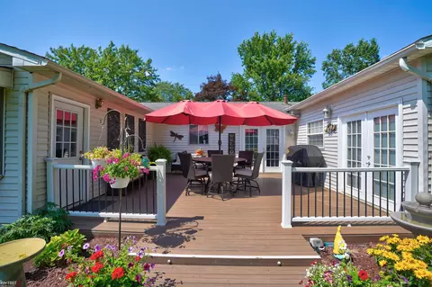 Exterior - 7130 Lapeer, Davison, MI 48423 photo 9 of 17