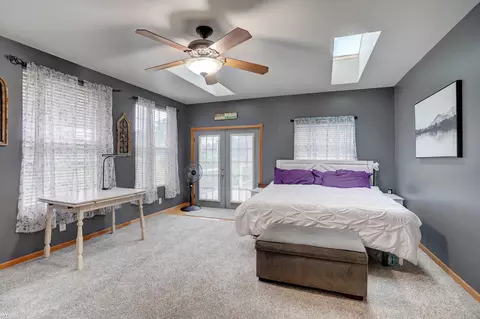 Bedroom - 7130 Lapeer, Davison, MI 48423 photo 1 of 8