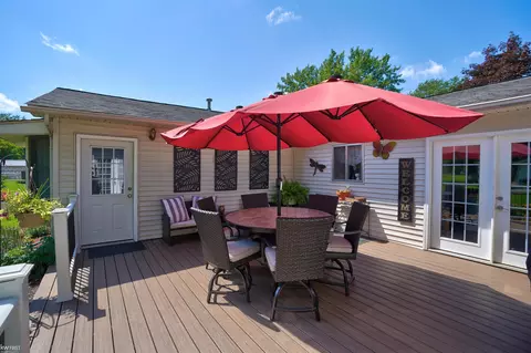 Exterior - 7130 Lapeer, Davison, MI 48423 photo 10 of 17