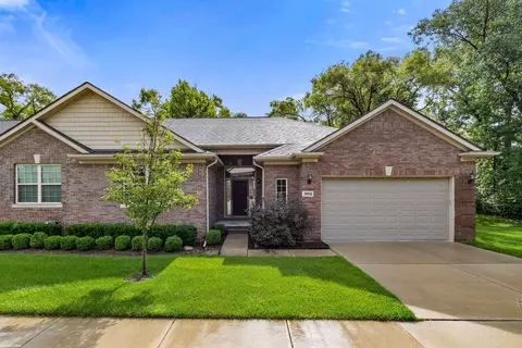 30920 Georgetown, Warren, MI 48093