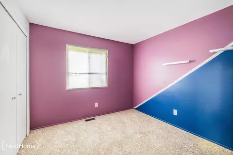Bedroom - 5482 Meadowcrest, Flint, MI 48532 photo 2 of 2