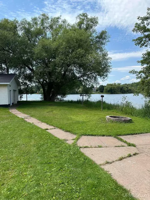 305 Oak, Ishpeming, MI 49849 photo 44