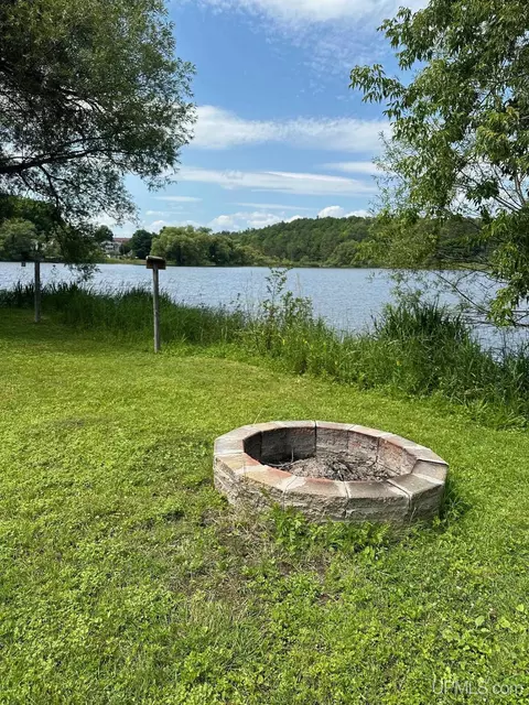 305 Oak, Ishpeming, MI 49849 photo 43