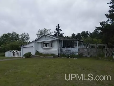 750 Boyle, Kingsford, MI 49802