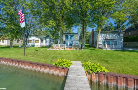 4348 S Channel, Harsens Island, MI 48028