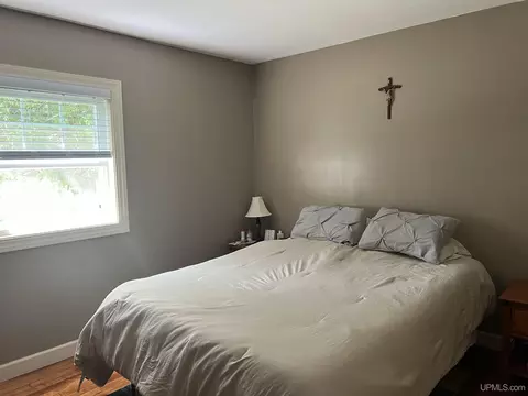 Bedroom - 4728 17th, Escanaba, MI 49829 photo 3 of 3