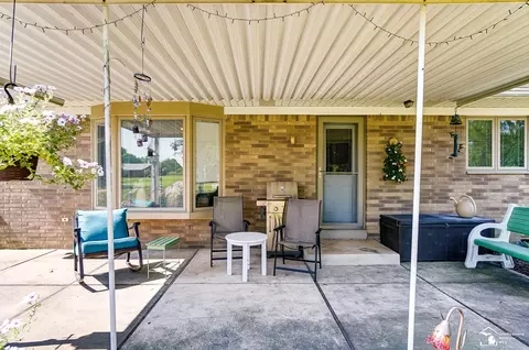 Exterior - 735 E Hurd, Monroe, MI 48162 photo 5 of 12