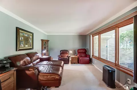 Living - 735 E Hurd, Monroe, MI 48162 photo 1 of 4
