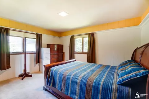 Bedroom - 735 E Hurd, Monroe, MI 48162 photo 3 of 5