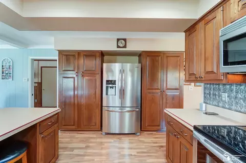 Kitchen - 735 E Hurd, Monroe, MI 48162 photo 5 of 6