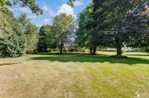 Exterior - 735 E Hurd, Monroe, MI 48162 photo 10 of 12