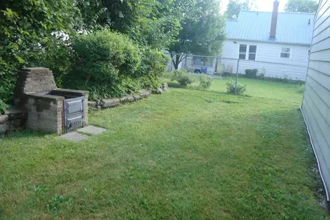 Exterior - 1411 Bradley, Flint, MI 48503 photo 4 of 5