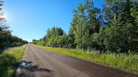 3735 Misery Bay, Toivola, MI 49965