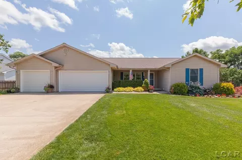 3102 Cobblestone, Tecumseh, MI 49286