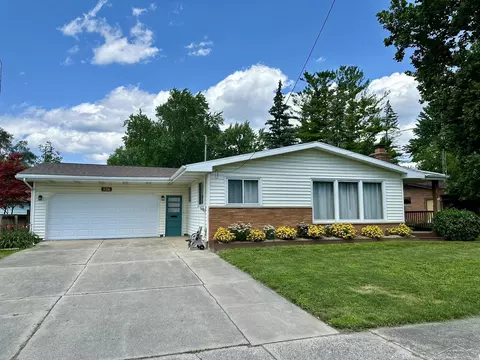 526 Jameson, Saginaw, MI 48602
