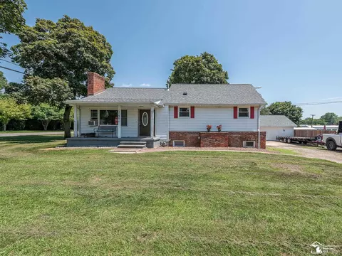 12790 Beaver, Carleton, MI 48117