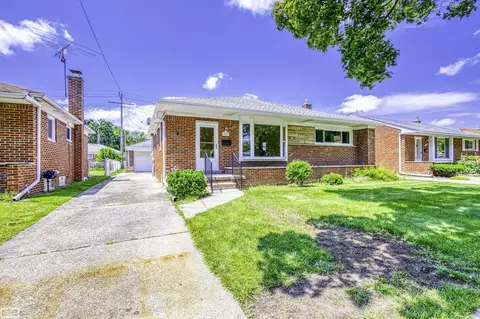 28367 Palmer, Madison Heights, MI 48071