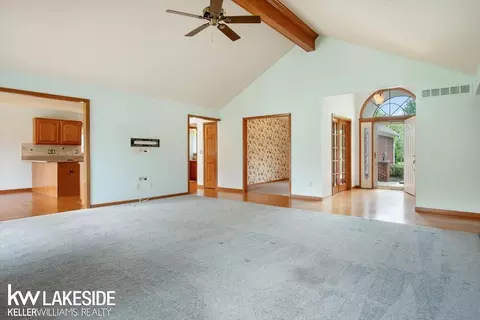 54296 Jack, Macomb, MI 48042 photo 6