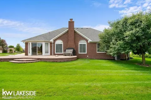 54296 Jack, Macomb, MI 48042 photo 36