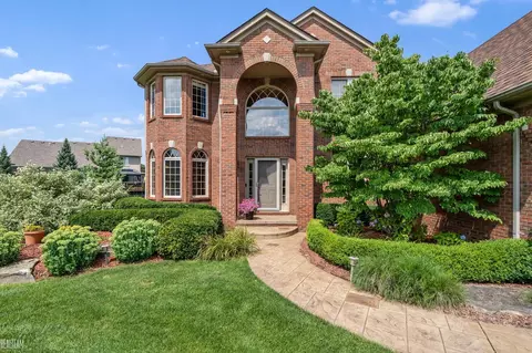 Exterior - 49508 Evanston, Macomb, MI 48044 photo 9 of 9