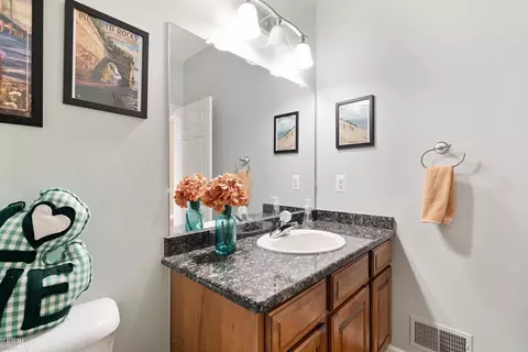 Bath - 49508 Evanston, Macomb, MI 48044 photo 1 of 5