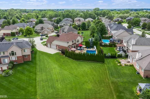 View/Area - 49508 Evanston, Macomb, MI 48044 photo 6 of 9