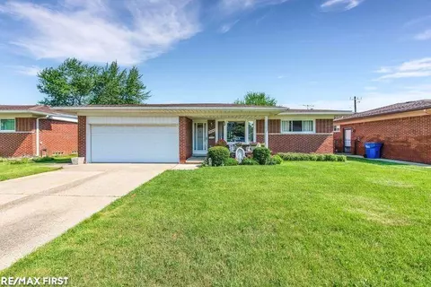 13043 Masonic, Warren, MI 48088