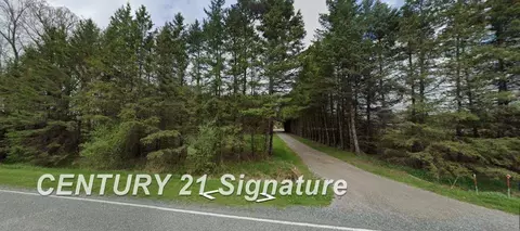 15230 Ithaca, Saint Charles, MI 48655