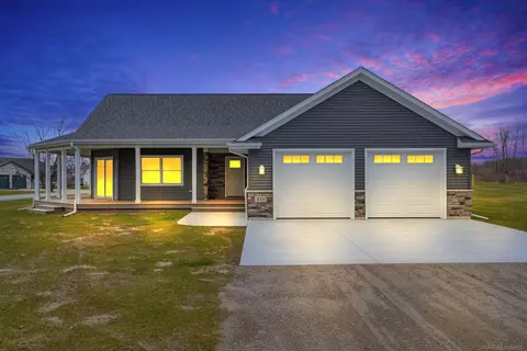 271 Harrington, Croswell, MI 48422